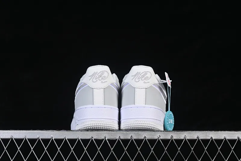 All Categories Nk Air Force 1 Air Force Series Nk Air Force 1 Low Air Force Low Nike Air Force 1'07 Low White Gray Air Force One Low Casual Shoes IB6842-100